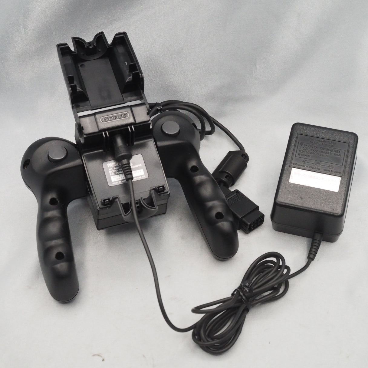 VIRTUAL BOY Nintendo 3D Display Game System [AC adapter tap version]