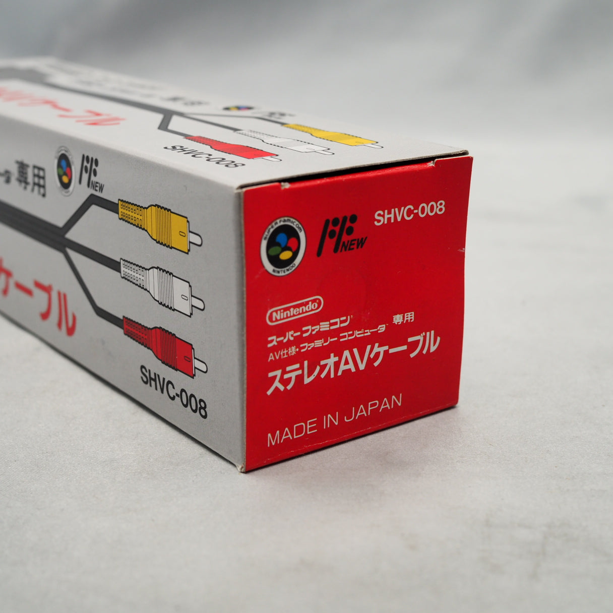 Nintendo Stereo AV cable Official Boxed [For Nintendo Famicom, Super Famicom, N64, Gamecube]