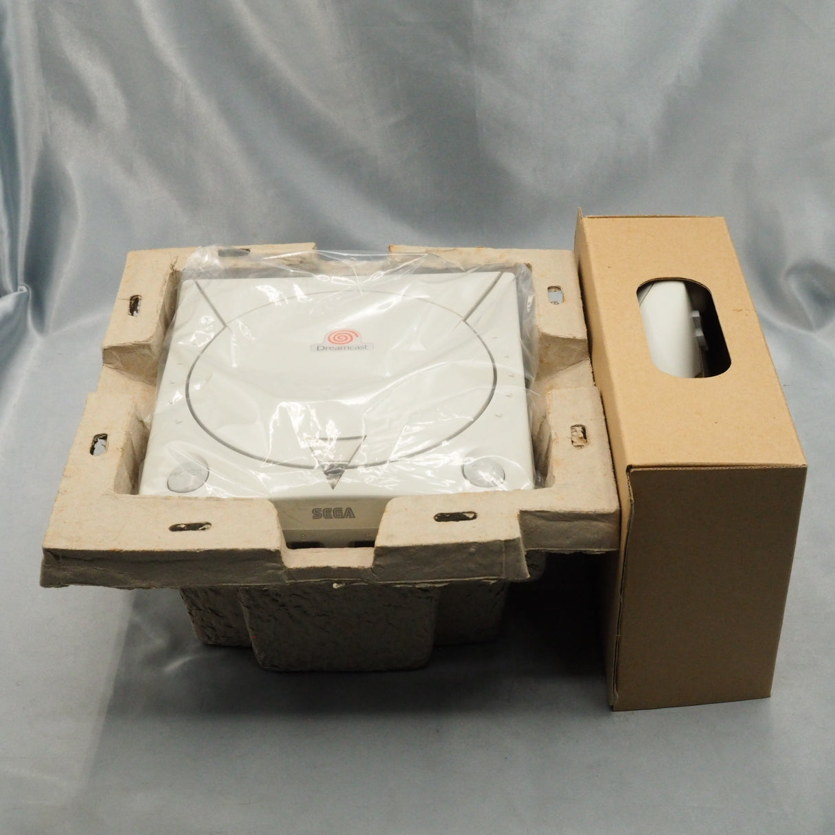 SEGA Dreamcast Console HKT-3000 Boxed [Serial number match]