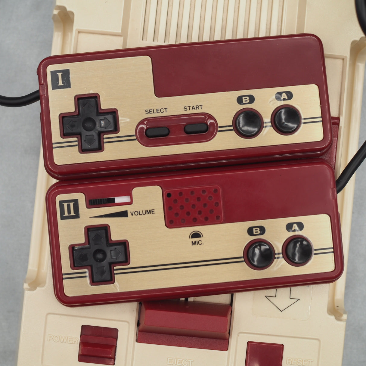 Nintendo Famicom Console System Boxed HVC-001 [Serial number match]