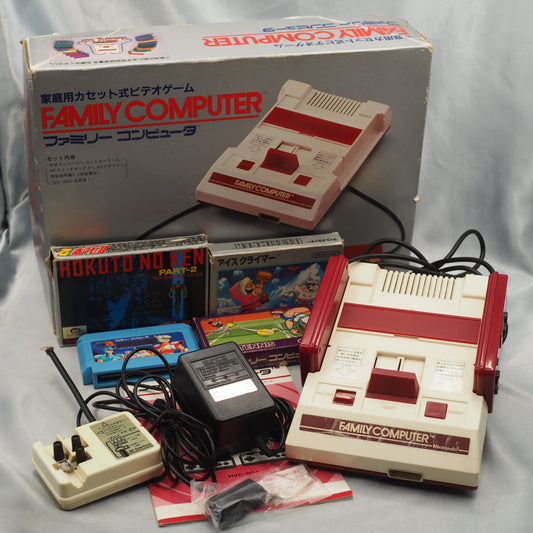 Nintendo Famicom Console System Boxed HVC-001 + 4 Games SET