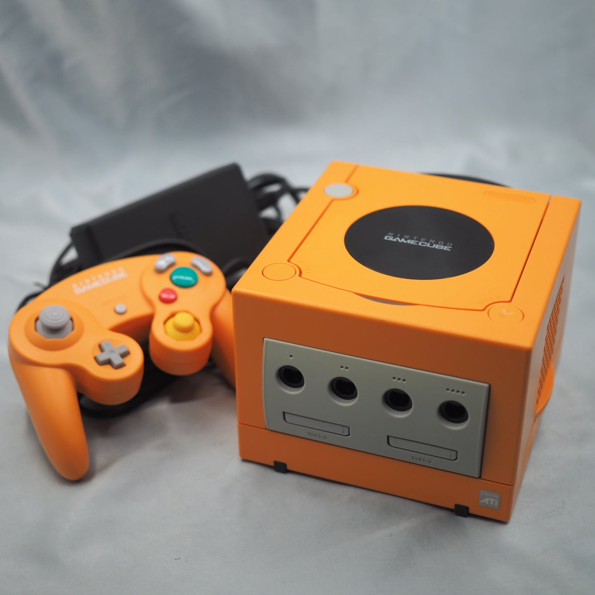 Nintendo GameCube Console System Orange DOL-001 [NTSC-J] [NTSC-U/C] [modified]