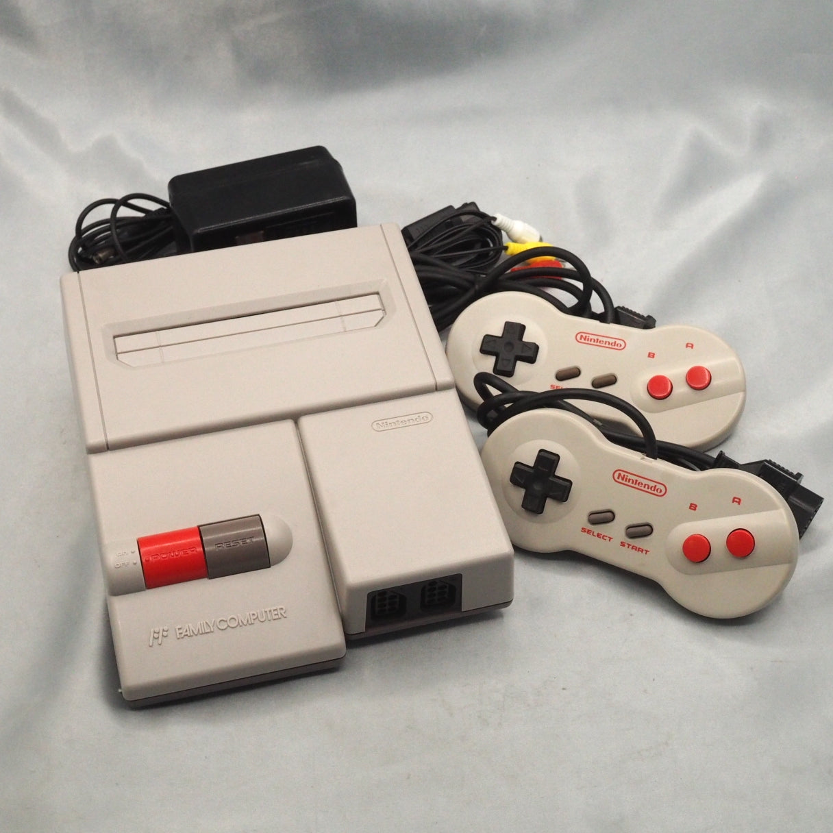 New Famicom Console system HVC-101