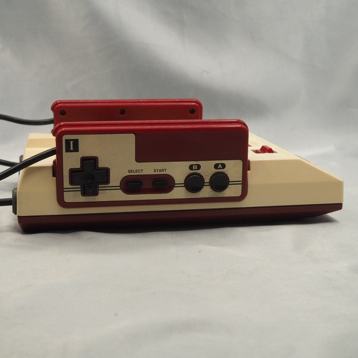 Nintendo Famicom Console System Boxed HVC-001 [Serial number match]