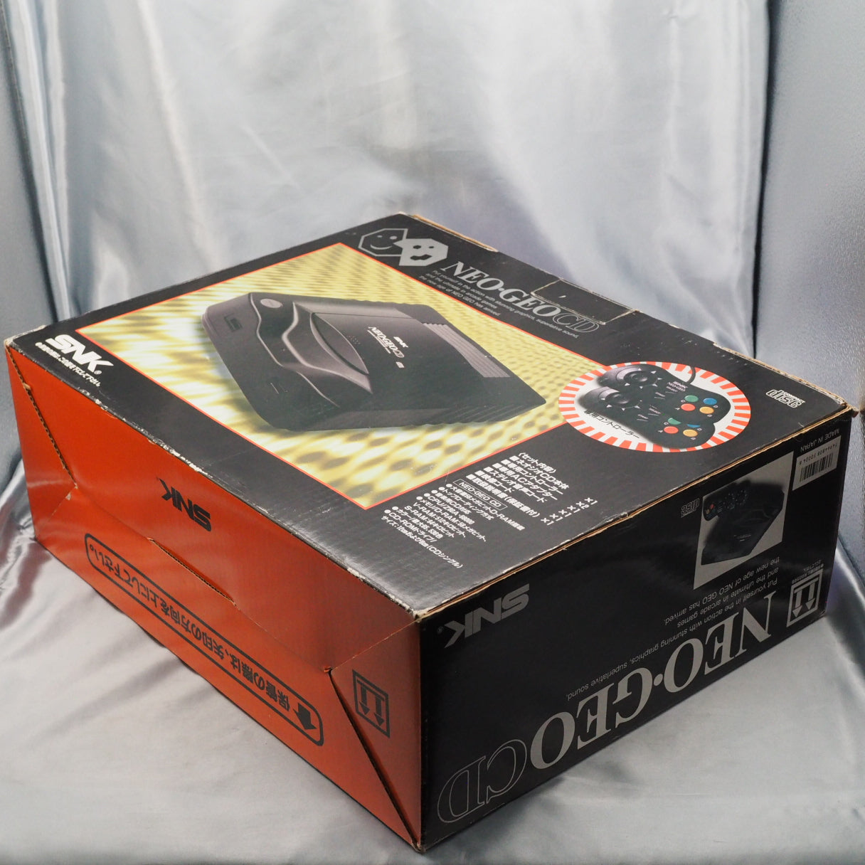 NEO GEO CD Console system CD-T01 Boxed [1 controller] + REAL BOUT SET