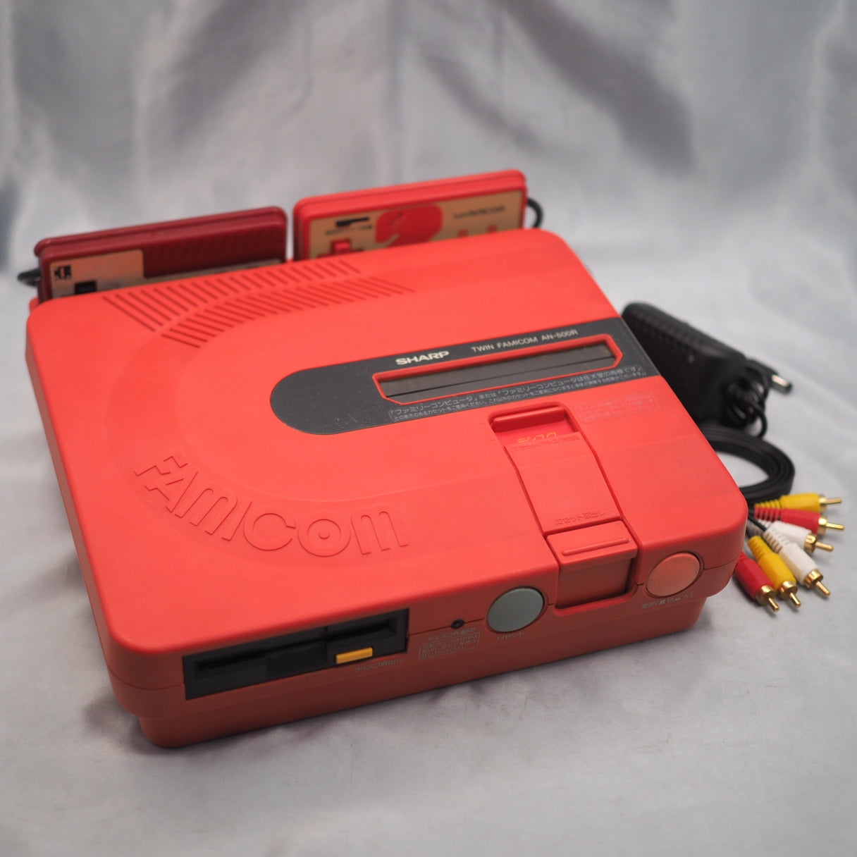 Twin Famicom Console AN-500R [New Rubber Belt replaced] [Modified]