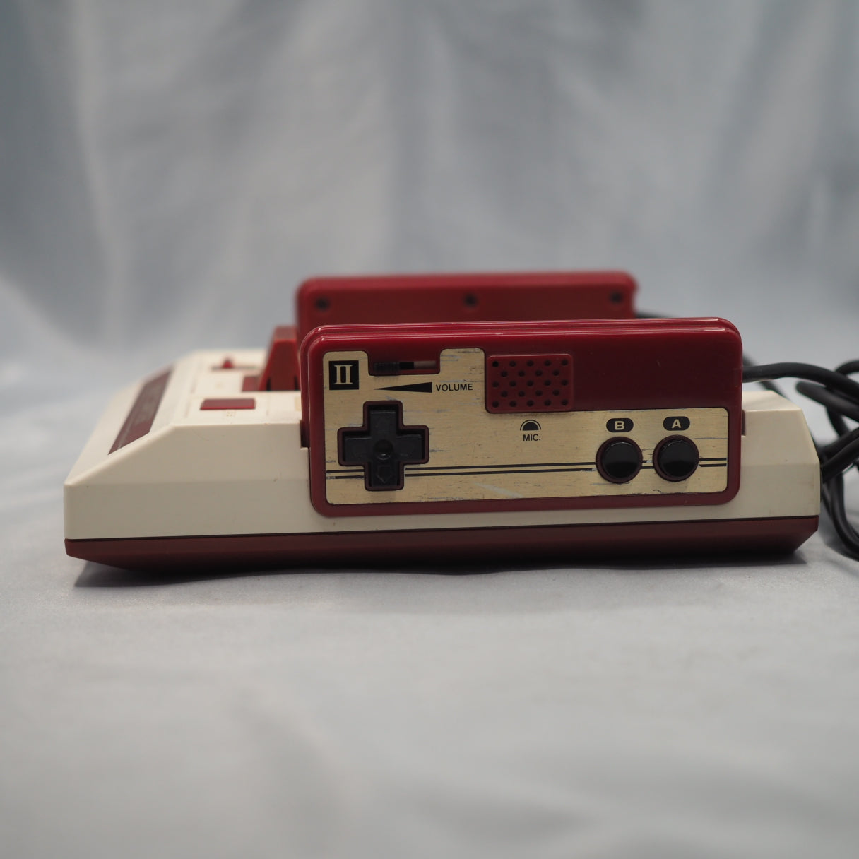 Nintendo Famicom Console System Boxed HVC-001 [No instruction manual]