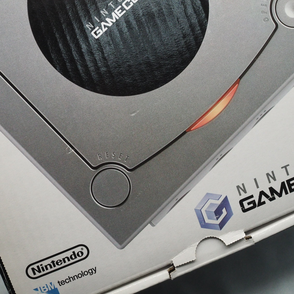 Nintendo GameCube Console System DOL-101 Silver Boxed [NTSC-J, NTSC-U/C]