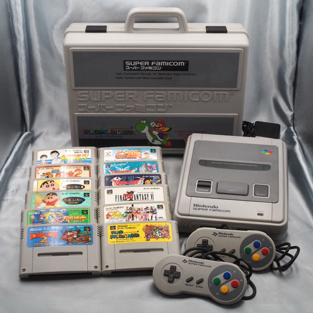 Nintendo Super Famicom Console system + 12 Games + Carrying Case SET