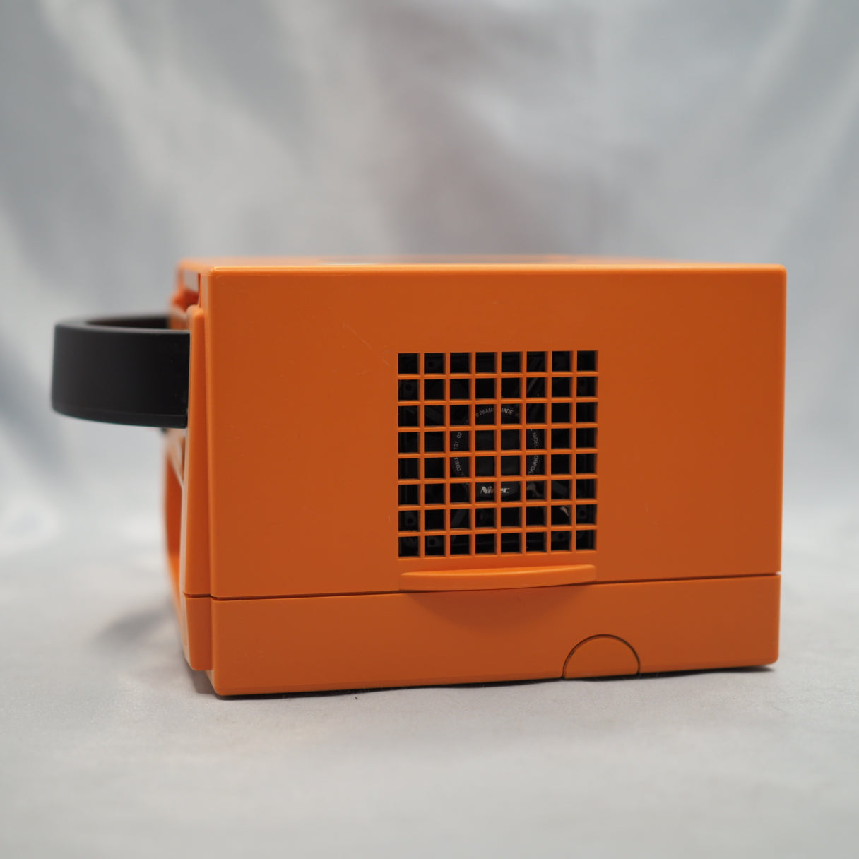 Nintendo GameCube Console System Orange DOL-001 [NTSC-J] [NTSC-U/C] [Modified]