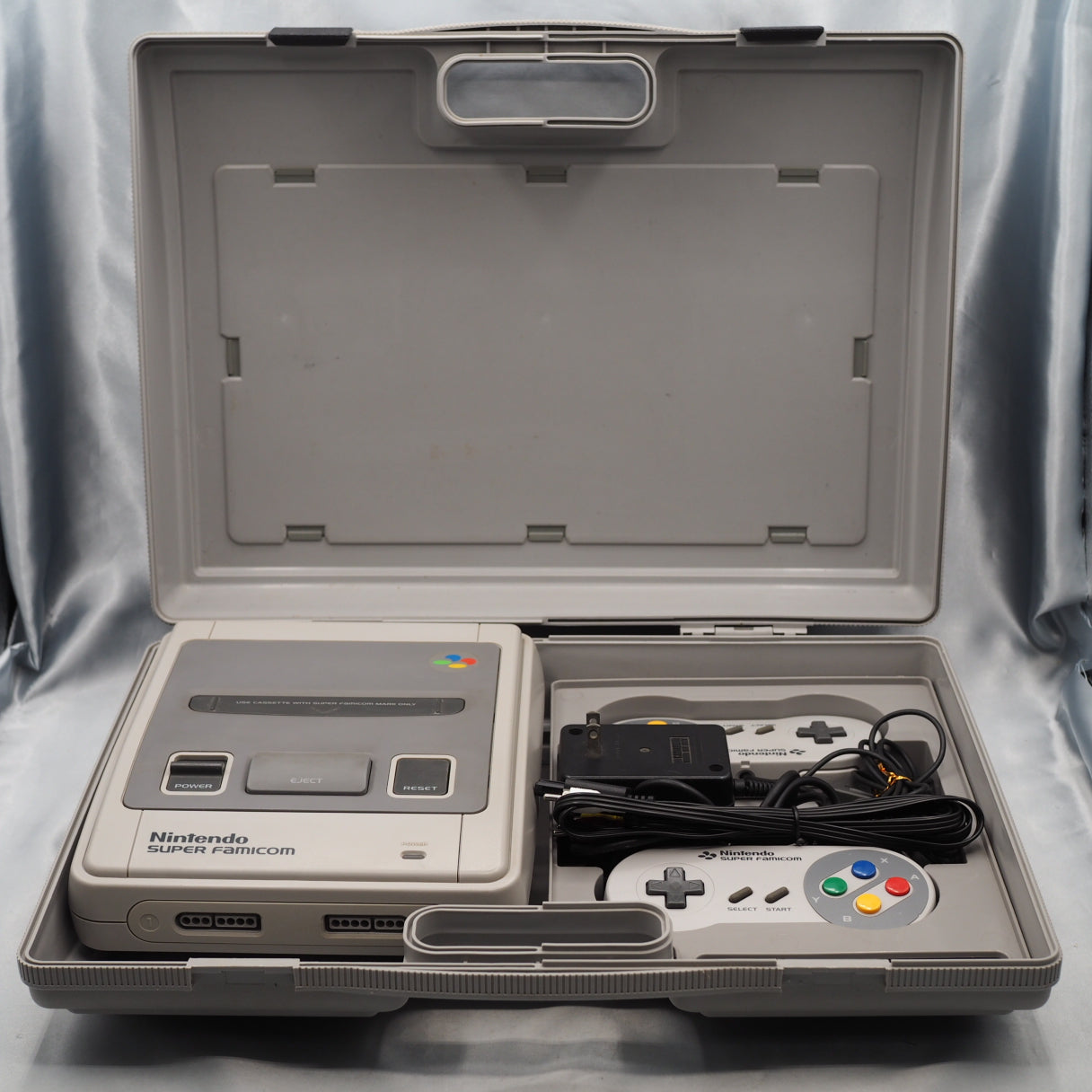 Nintendo Super Famicom Console system + 6 Games + Carrying Case SET