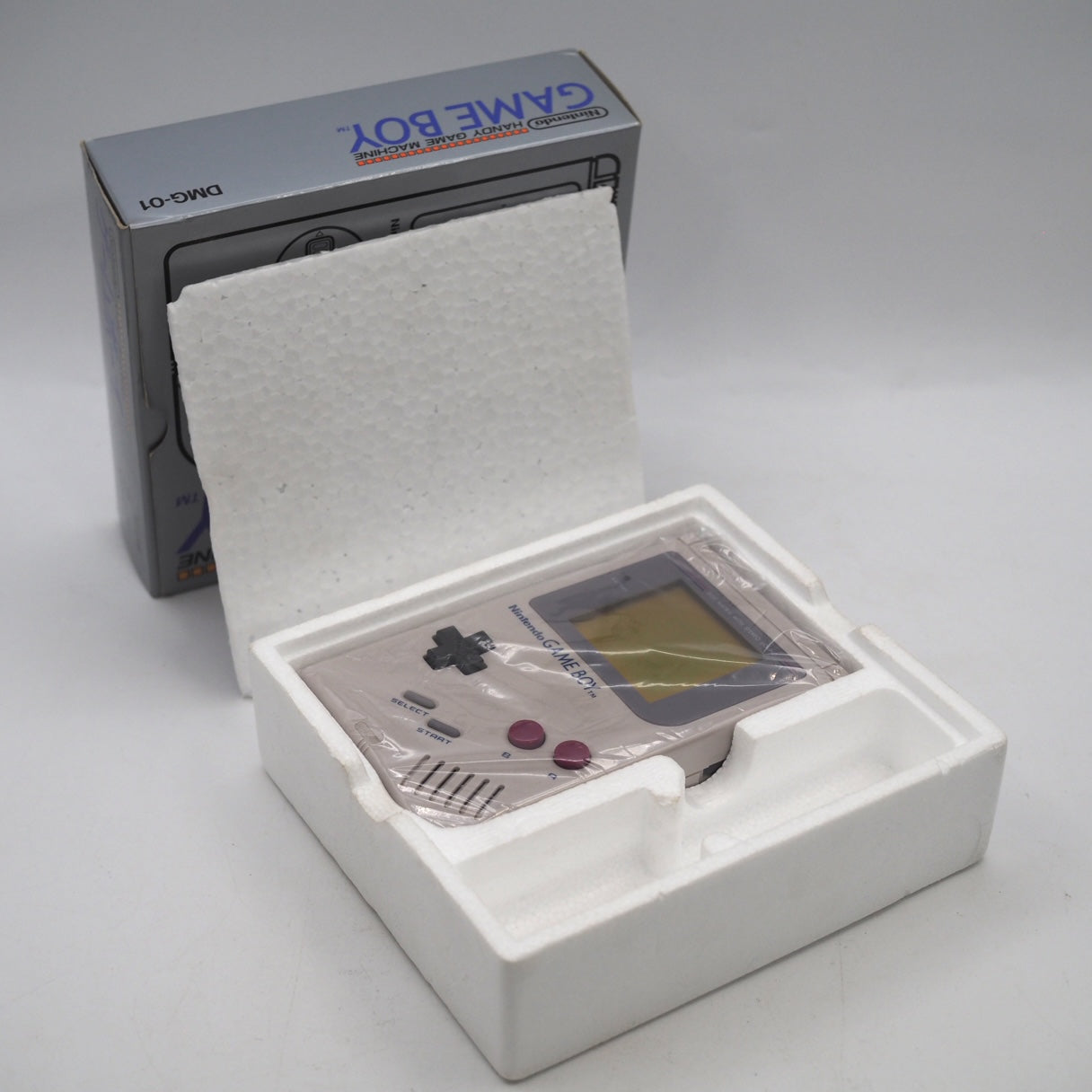 Nintendo Game Boy DMG-01 Handheld system Boxed Gray Tested DMG-CPU-04 GB – Japanese retro console – Enjoy Game Japan