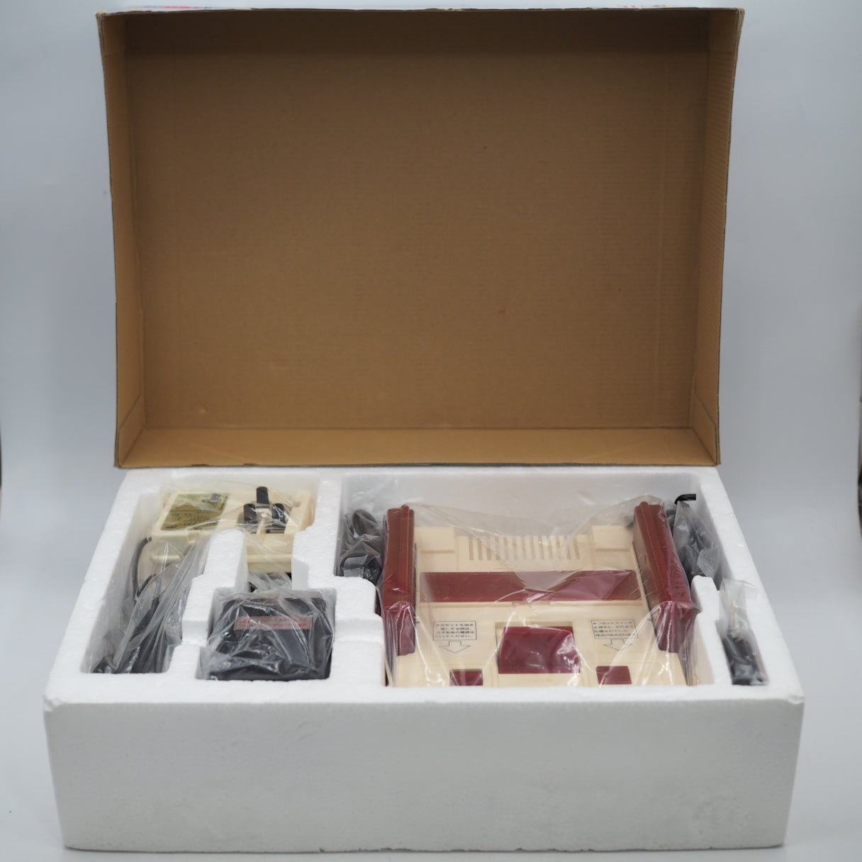 Nintendo Famicom Console System Boxed HVC-001 Tested NTSC-J Serial Match